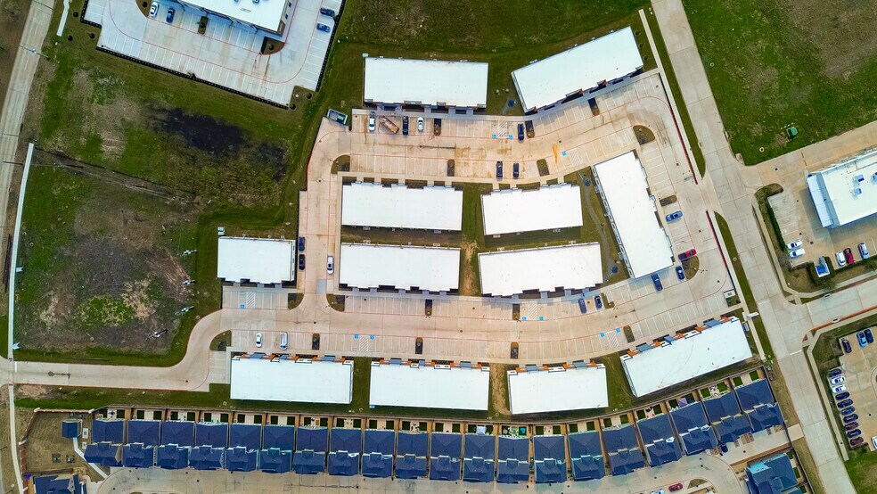 More Photos Of 5151 Meadow Ranch Pky, Richmond Office For Lease