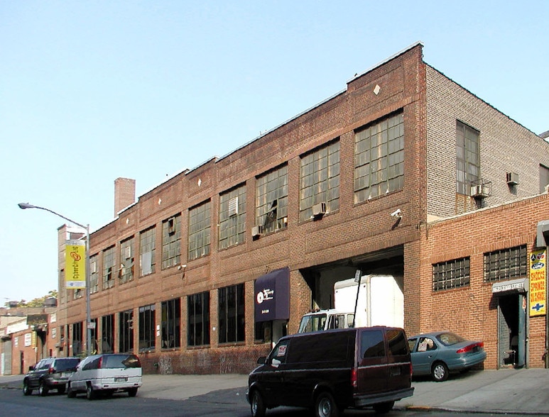 Primary Photo Of 36-31 33rd St, Long Island City Manufacturing For Lease