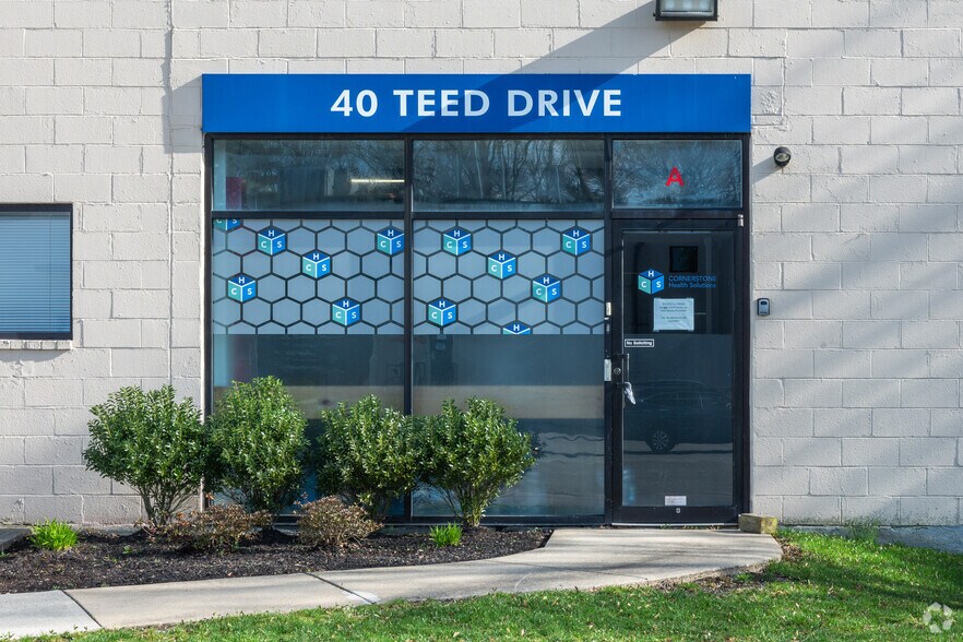 More Photos Of 40 Teed Dr, Randolph Light Distribution For Lease