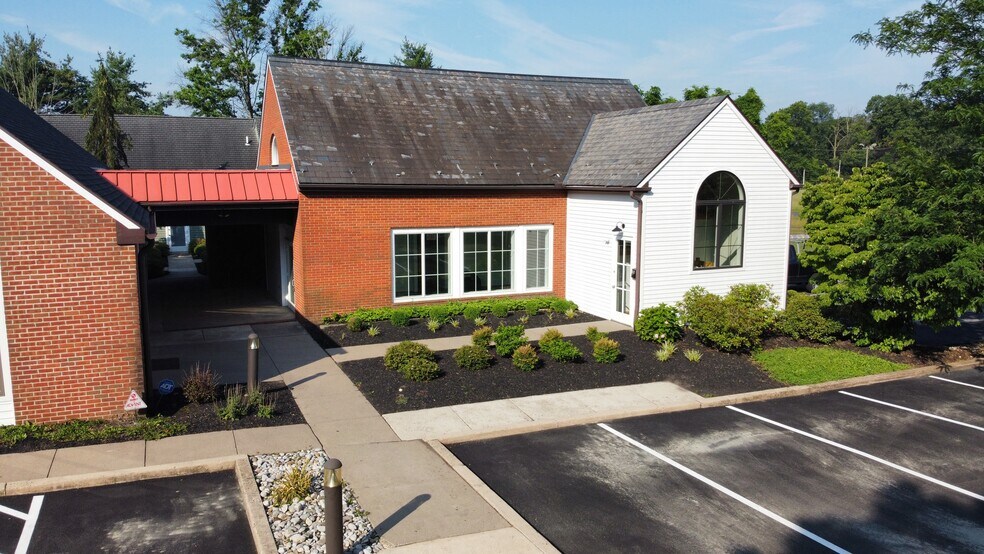 More Photos Of 174 N Main St, Dublin Office For Lease