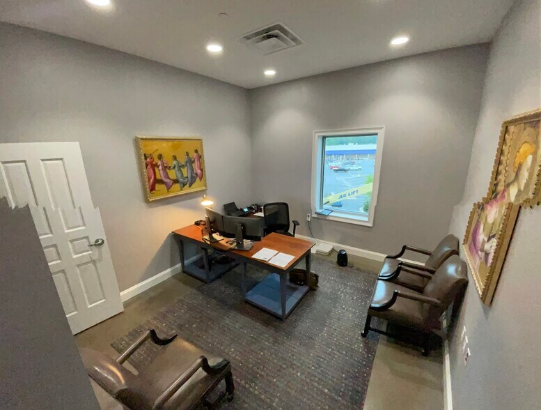 More Photos Of 635 N Loyalsock Ave, Montoursville Office For Lease
