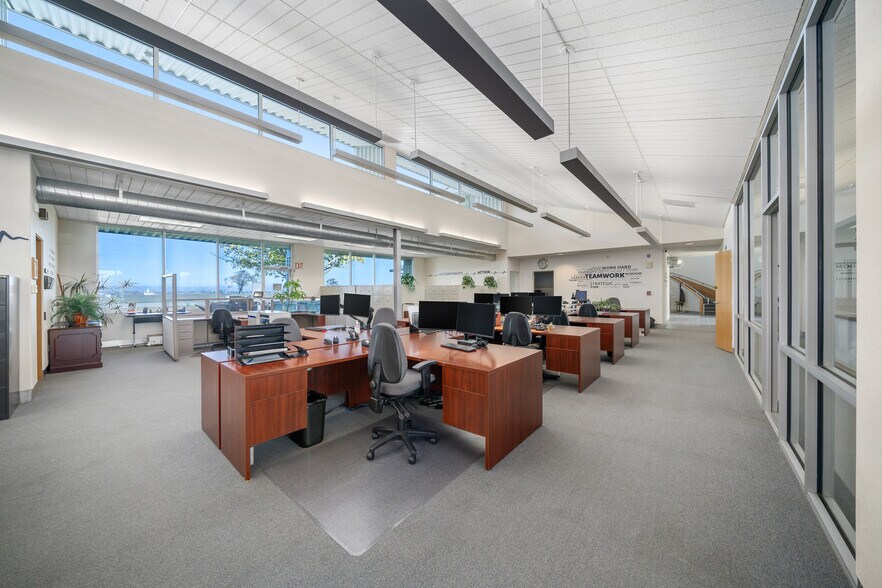 More Photos Of 4301 Second Wind Way, Paso Robles Office For Lease