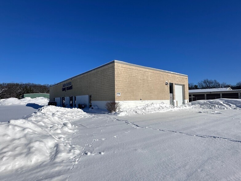 More Photos Of 3160 Continental Dr, Traverse City Warehouse For Sale