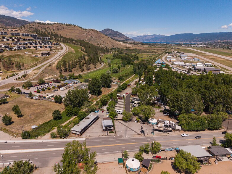 More Photos Of 4201 Skaha Lake Rd, Penticton Hotel For Sale