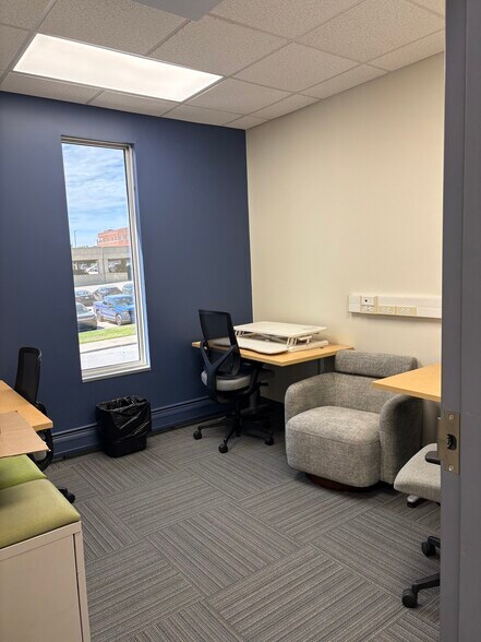 More Photos Of 111 Stow Ave, Cuyahoga Falls Office For Sale