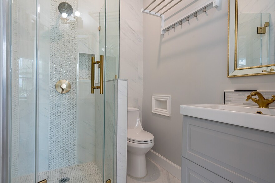 More Photos Of 1801 Rosenberg St, Galveston Apartments For Sale