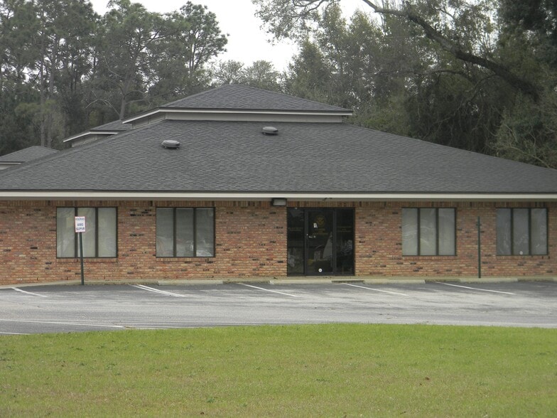 More Photos Of 6706 N 9th Ave, Pensacola Medical For Lease