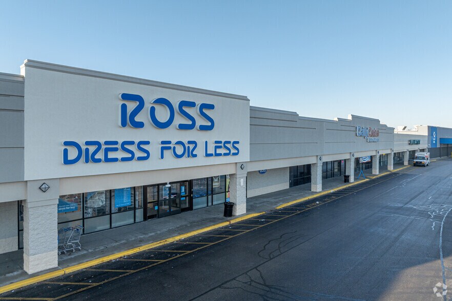 More Photos Of 2035 E Sherman Blvd, Muskegon Unknown For Lease