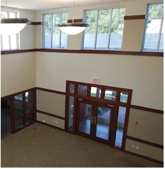 More Photos Of 5070 Kentworth Dr, Holly Springs Bank For Sale