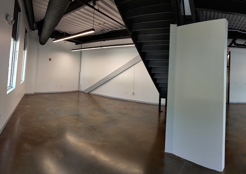 More Photos Of 214 W Tremont Ave, Charlotte Office For Lease