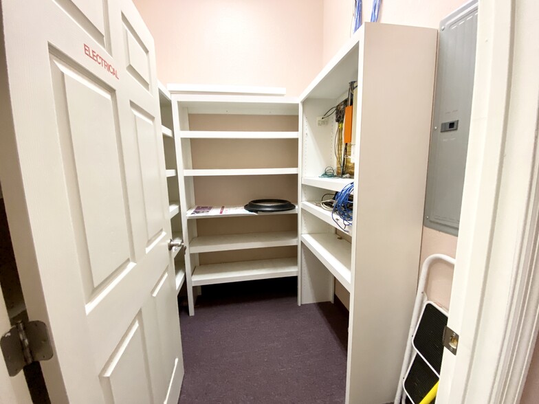 More Photos Of 929 N US Hwy 27/441, Lady Lake Medical For Lease