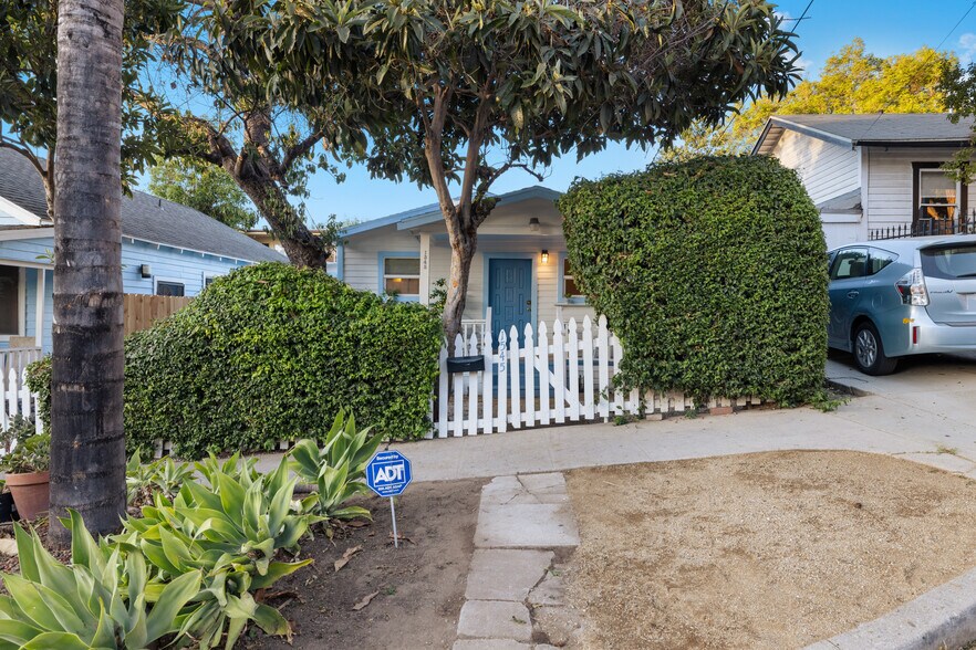 More Photos Of 1545 Duane St, Los Angeles Multifamily For Sale