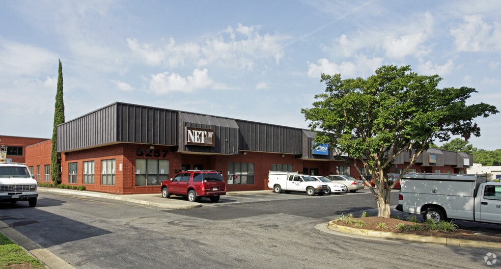 More Photos Of 5257 Cleveland St, Virginia Beach Light Manufacturing For Lease