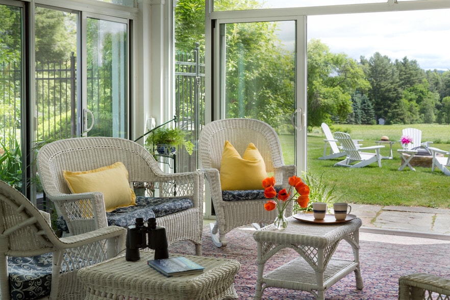 More Photos Of 85 Stockbridge Rd, Lee Hospitality For Sale