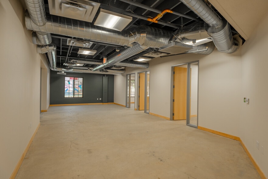 More Photos Of 730 Las Vegas Blvd, Las Vegas Office For Sale