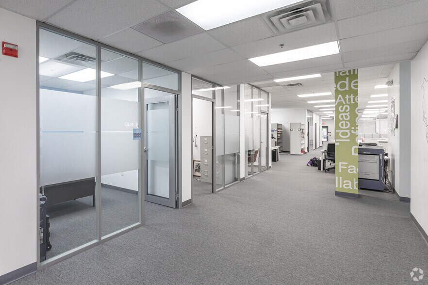 More Photos Of 1 Ivybrook Blvd, Warminster Township Light Distribution For Lease