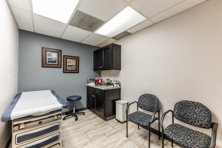 More Photos Of 130 Medical Center Pky, Huntsville Medical For Sale
