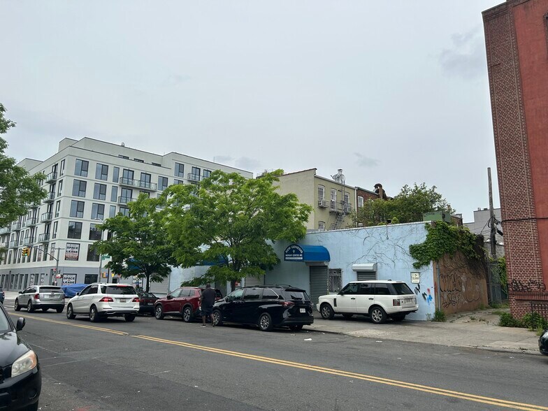 More Photos Of 1025 Rogers Ave, Brooklyn Storefront For Lease