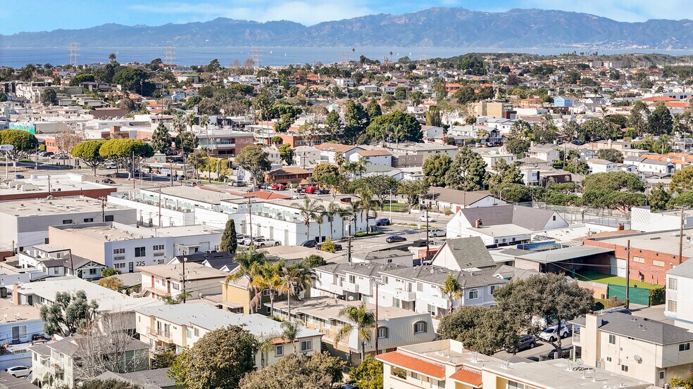 More Photos Of 221 Sheldon St, El Segundo Apartments For Sale