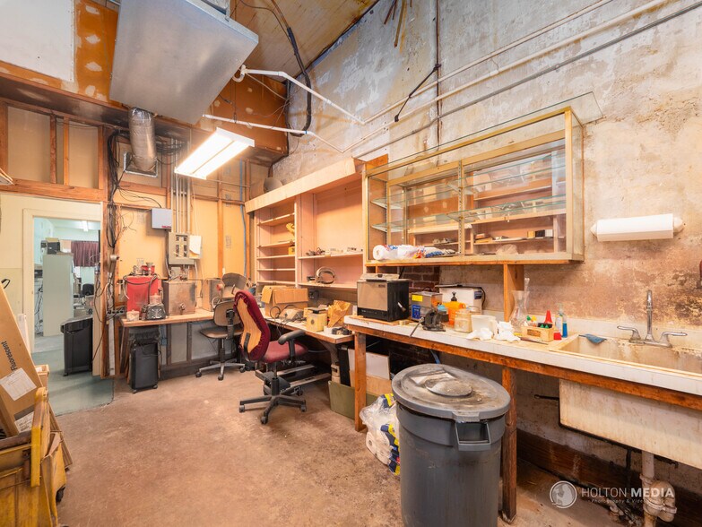 More Photos Of 1418 Newcastle St, Brunswick Storefront For Sale