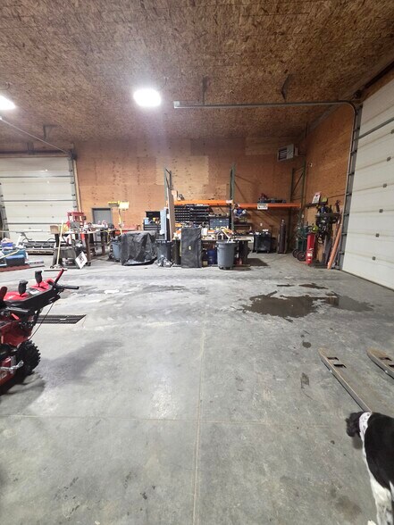 More Photos Of 1301 W Mystery Ave, Wasilla Industrial For Lease