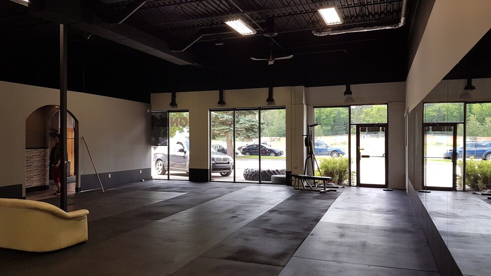 More Photos Of 5580 45 St, Red Deer General Retail For Lease