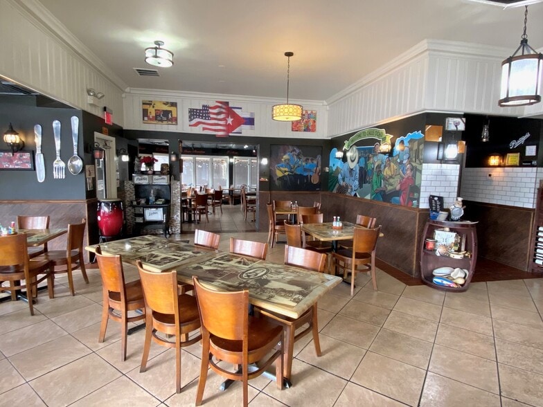 More Photos Of 4821 N Elston, Chicago Restaurant For Lease