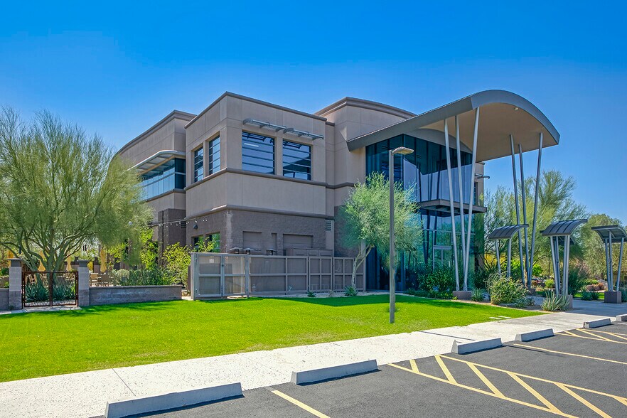More Photos Of 8600 E Anderson Dr, Scottsdale Office For Lease
