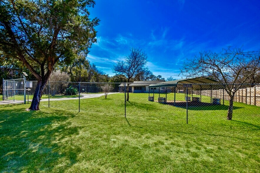 More Photos Of 16001 Awalt Dr, Austin Office For Sale