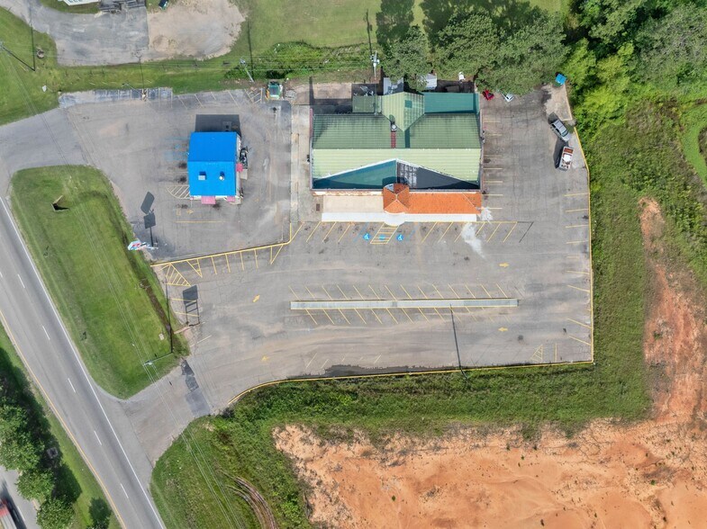 More Photos Of 929 US-98, Columbia Restaurant For Sale