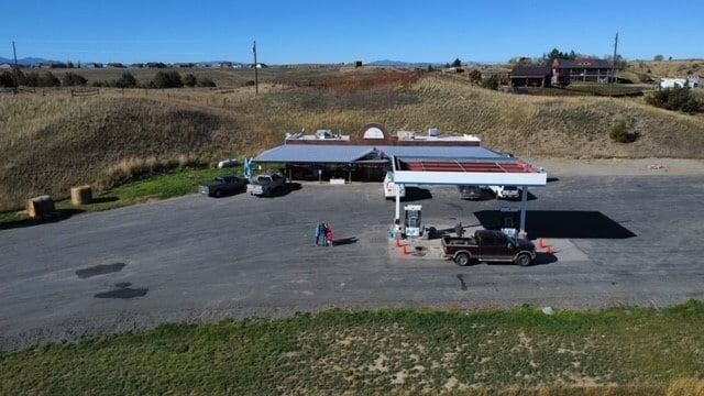 More Photos Of 5330 York Rd, Helena Convenience Store For Sale