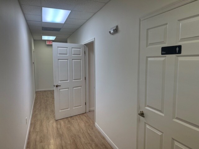 More Photos Of 12511 World Plaza Ln, Fort Myers Medical For Sale