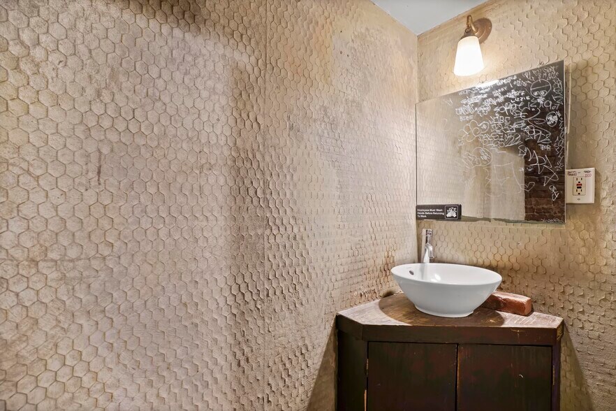 More Photos Of 296 Grand St, Brooklyn Apartments For Lease