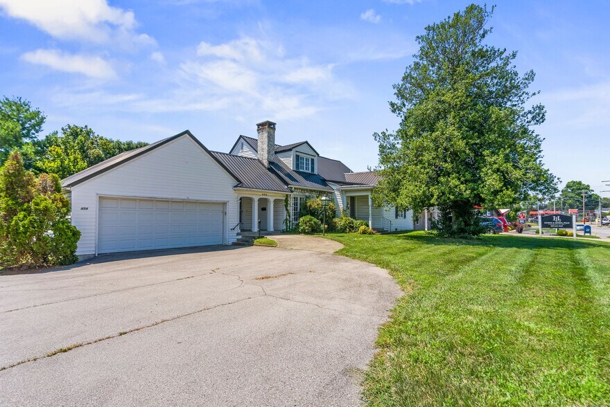 Primary Photo Of 454 Big Hill Ave, Richmond Office For Sale