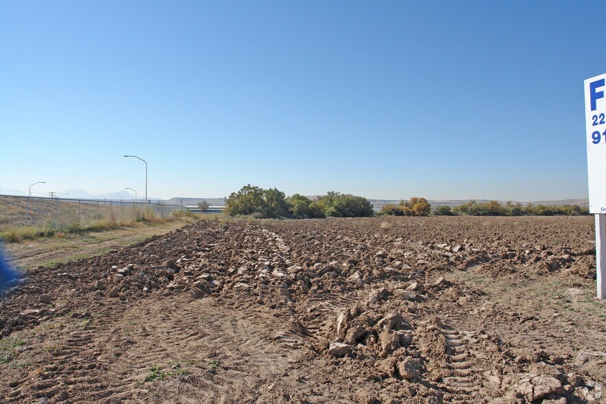 More Photos Of 1705 Appaloosa Dr, Sunland Park Service For Sale