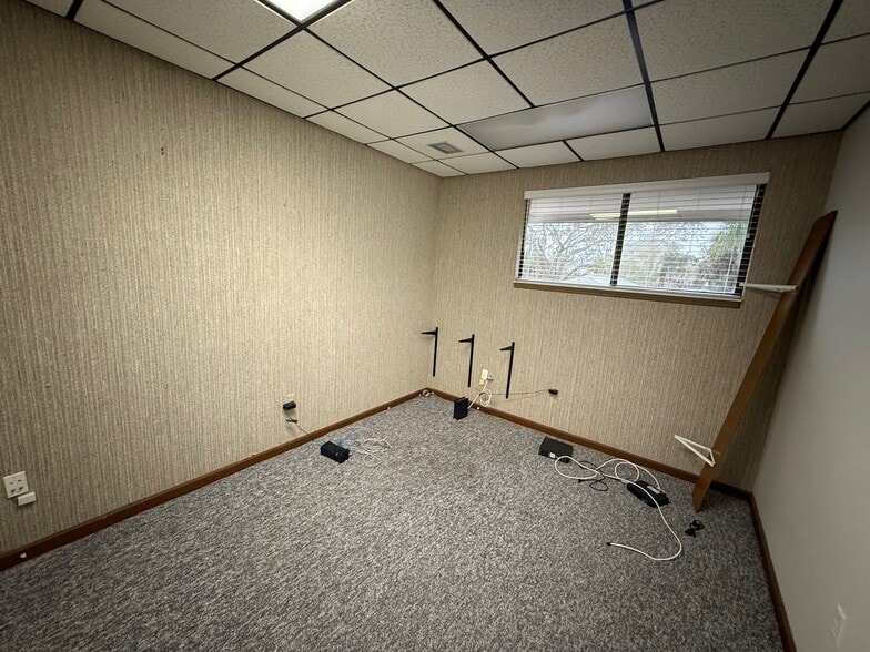 More Photos Of 47 W New Haven Ave, Melbourne Medical For Sale