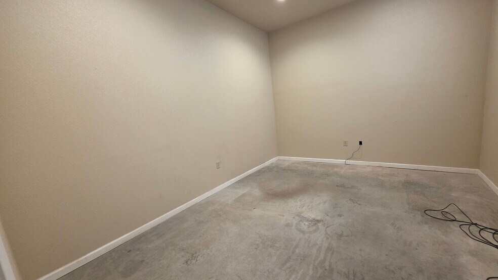 More Photos Of 5904 N County Road 1150, Midland Industrial For Sale