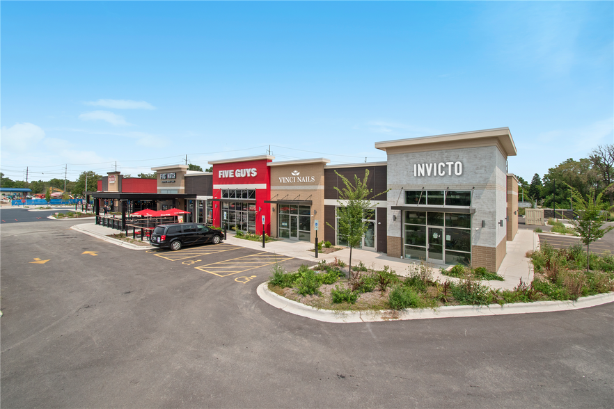 Primary Photo Of 2811 Mannheim Rd, Des Plaines Storefront Retail Office For Sale