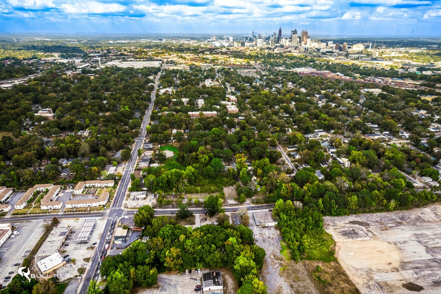 More Photos Of 566 SW University Ave, Atlanta Apartments For Sale