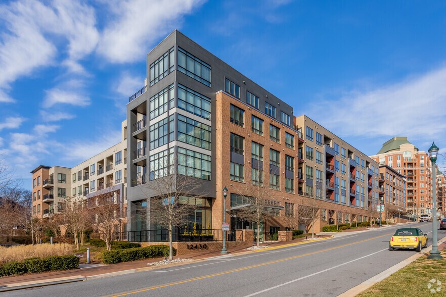 More Photos Of 12430 Park Potomac Ave, Potomac Apartments For Lease