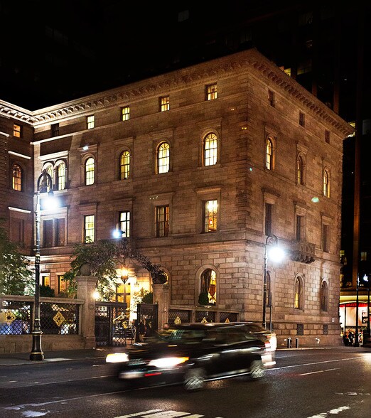 More Photos Of 455 Madison Ave, New York Hotel For Lease