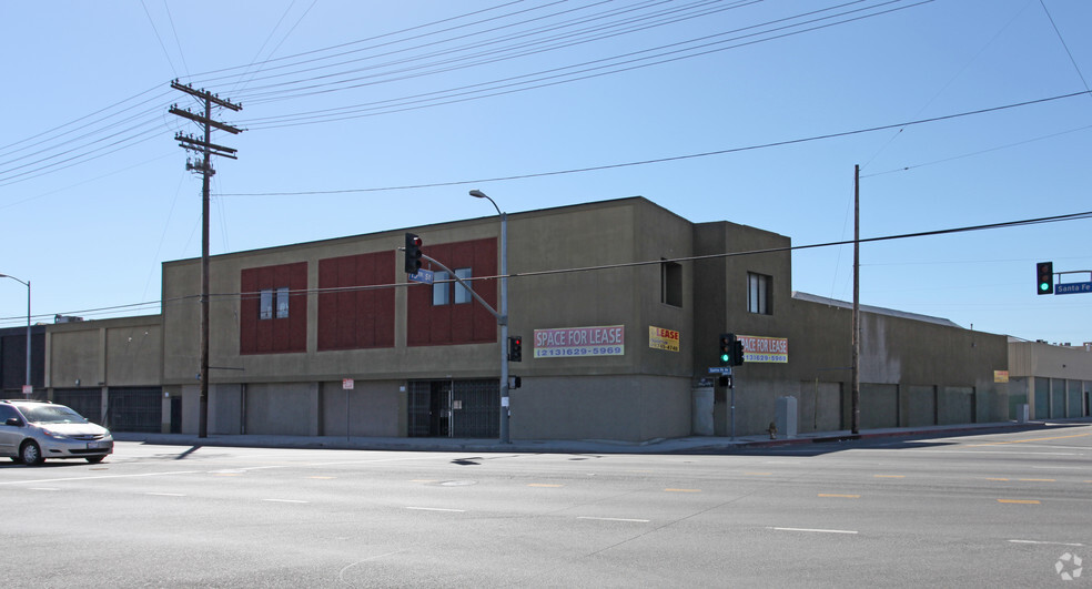 Primary Photo Of 2001-2031 S Santa Fe Ave, Los Angeles Warehouse For Lease