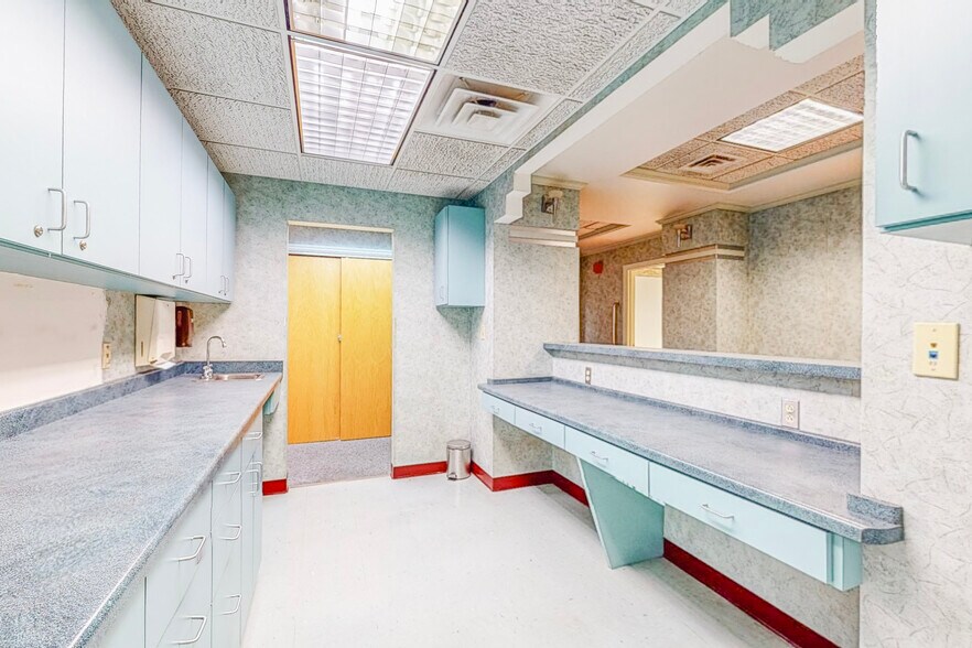 More Photos Of , Steubenville Unknown For Sale