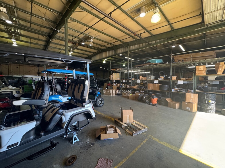 More Photos Of 3024 Messer Airport Hwy hwy, Birmingham Warehouse For Lease