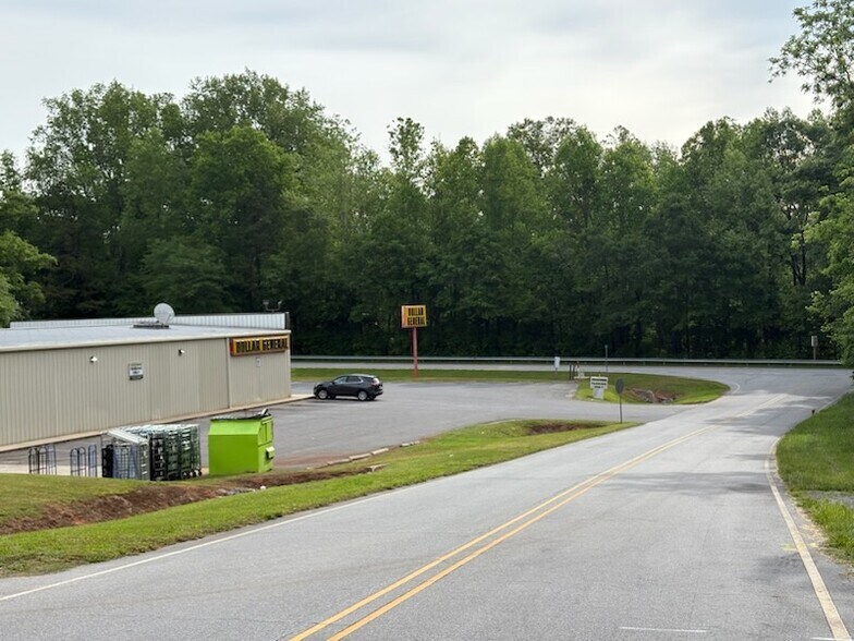 More Photos Of 118 Drugstore Rd, Cliffside Freestanding For Sale