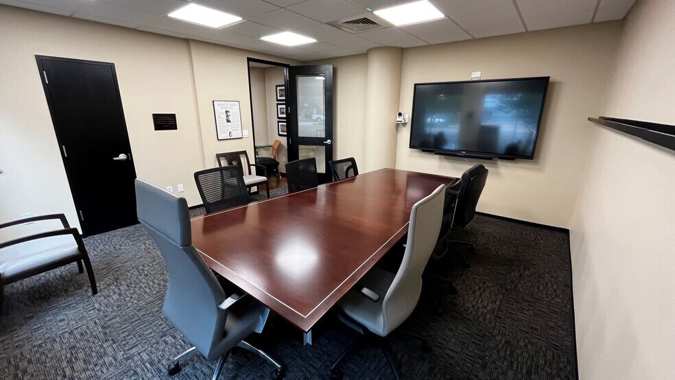 More Photos Of 2503 South Blvd, Houston Office For Sale