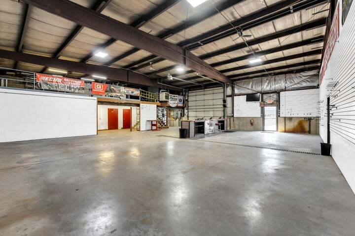 More Photos Of 6221 122nd Ave, Kenosha Warehouse For Lease