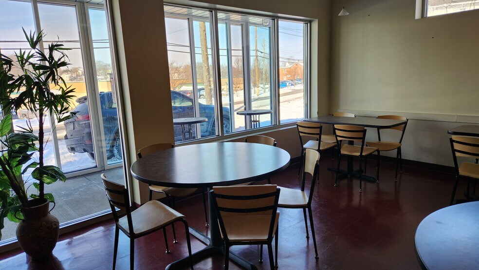 More Photos Of 1017 Highland Ave, Greensburg Restaurant For Sale