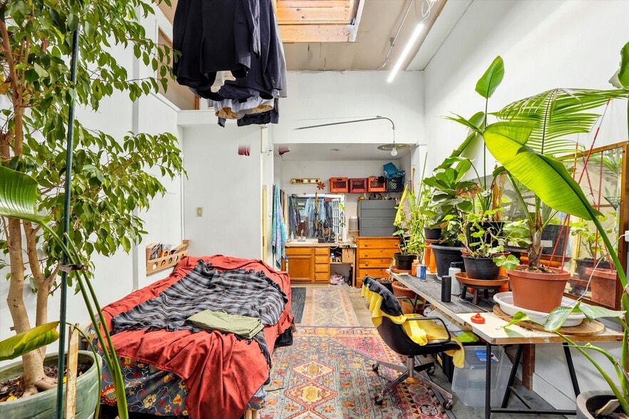 More Photos Of 3110 Memphis St, Philadelphia Warehouse For Sale