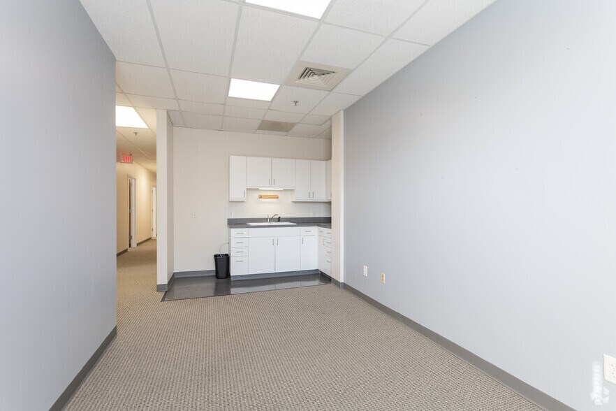 More Photos Of 308 W Rosemary St, Chapel Hill Office For Lease